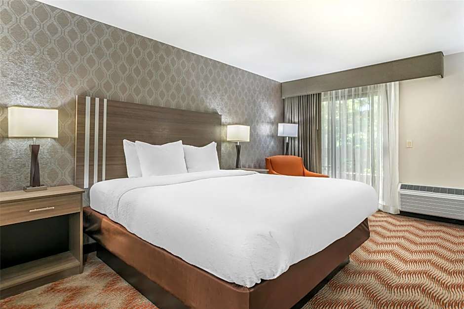 Best Western Plus Sonora Oaks Hotel & Conference Center