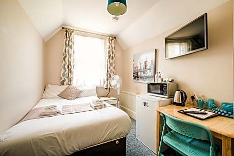 Compact Double Room