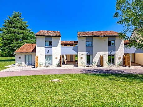 Exterior Apartment with Sofa
