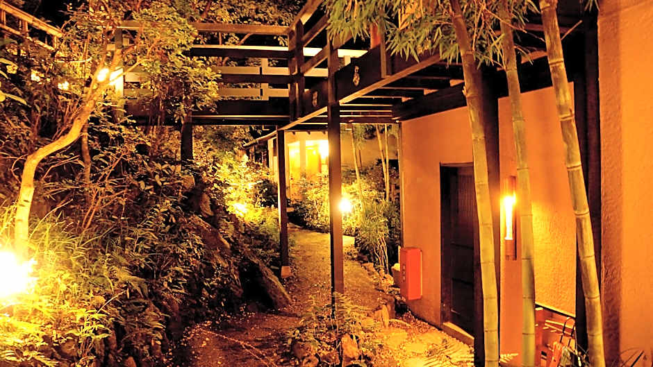 Izukogen Shirogasaki Onsen Hanafubuki