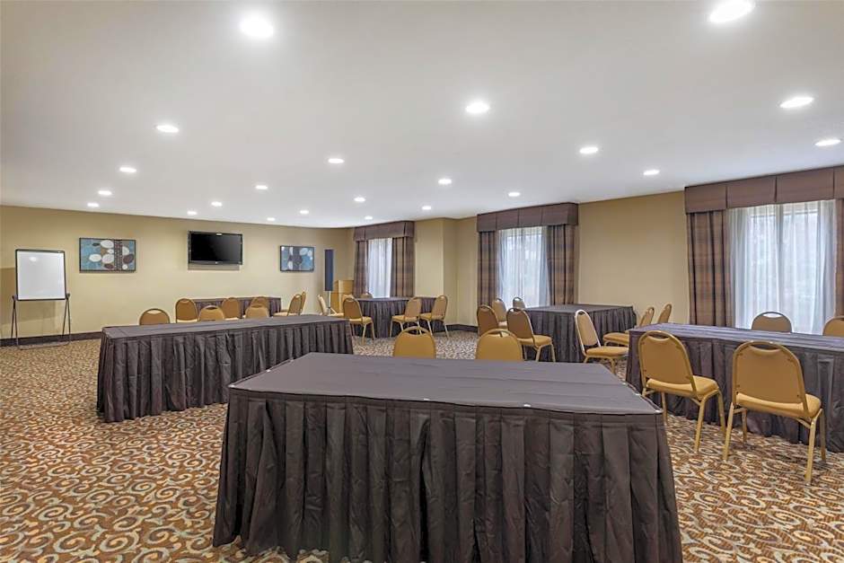 Best Western Bastrop Pines Inn