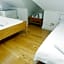 Kew Studios and Rooms