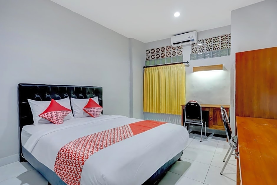 OYO 90089 Hotel Satria Syariah