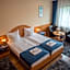 Hotel Marami