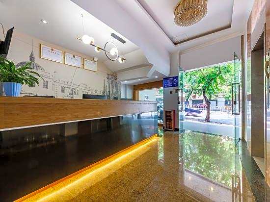 Zhaoying Hotel
