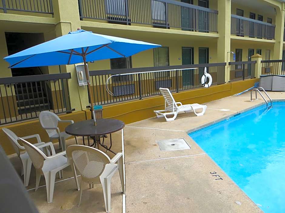 Days Inn by Wyndham Elberton