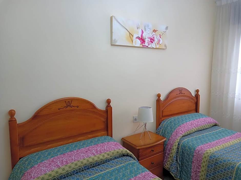 Foto 1 de 3 de Budget 2 Beds