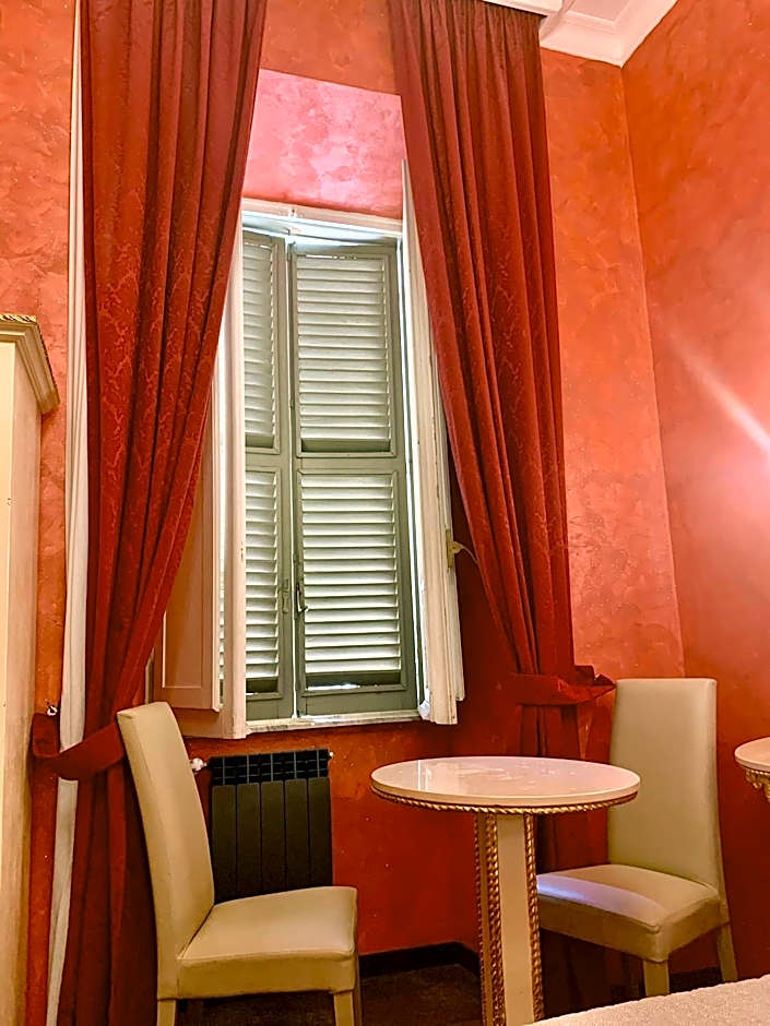 Pope's Suites