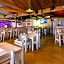 Roadcamp - American Motel & Sportsbar
