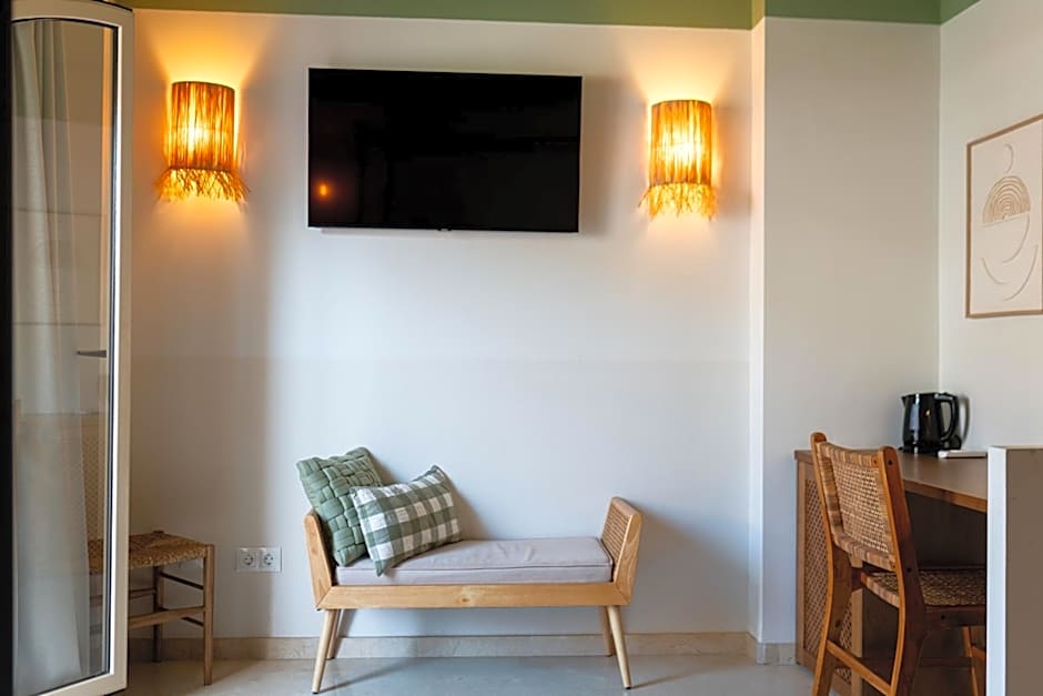 Rooms by JovA