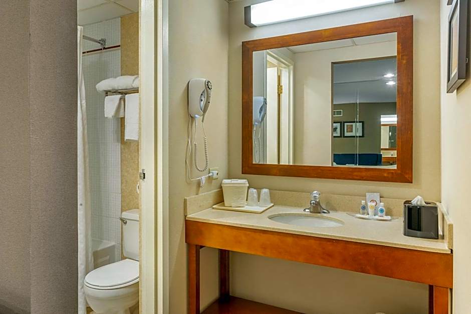 Comfort Suites Oakbrook Terrace