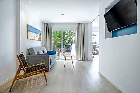 Apartment (3 Adults + 1 Child)