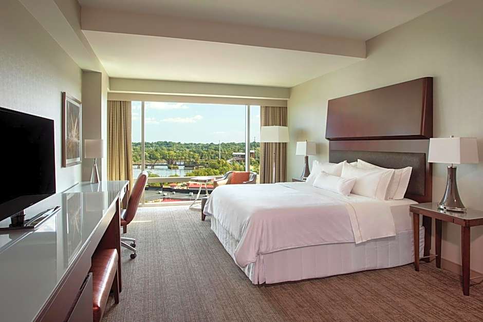 Photo 1 of 9 of Deluxe 1 King Bed Suite