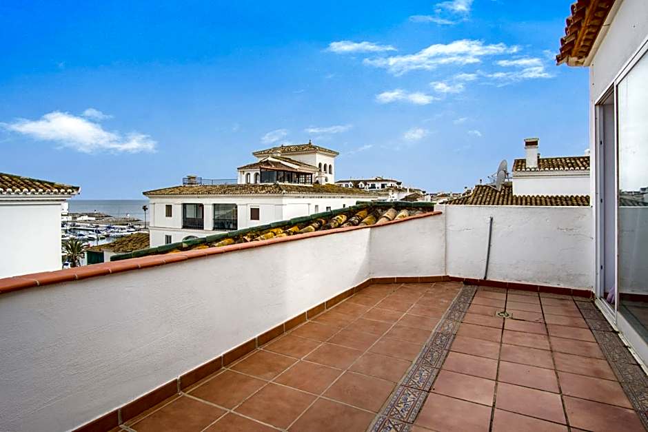 Duquesa Harbour Club Aparthotel