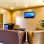 Cobblestone Inn & Suites - Waverly