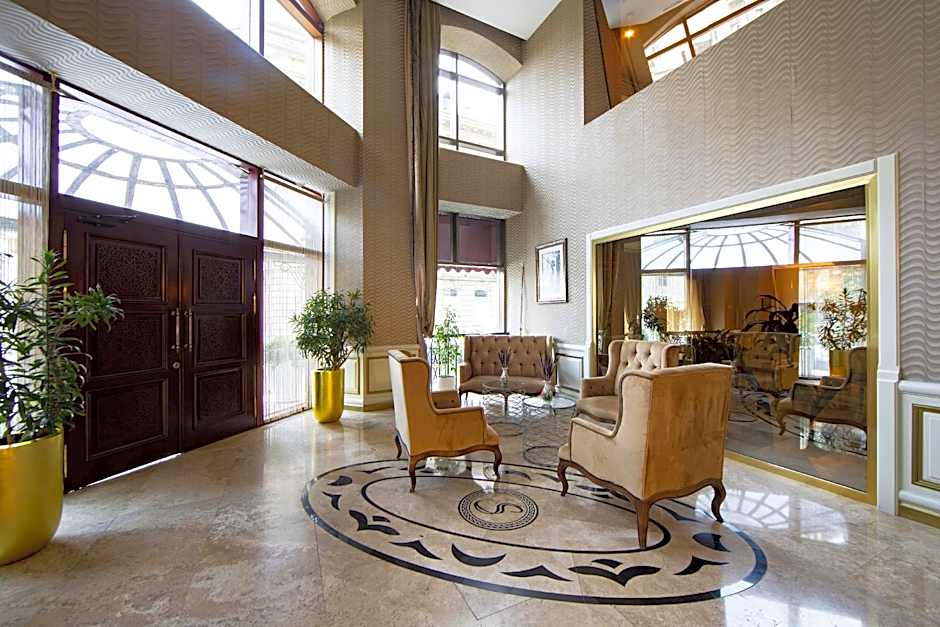 Sapphire Inn Hotel