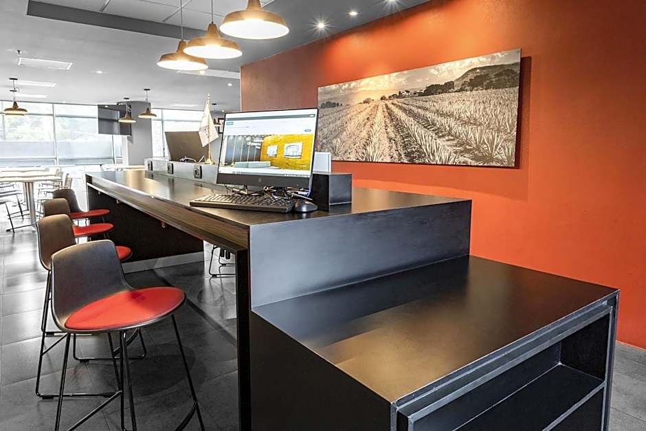 City Express Plus by Marriott Guadalajara Expo