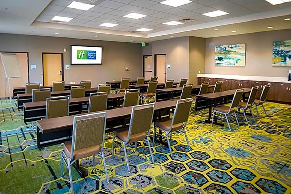 Holiday Inn Express & Suites Salt Lake City South-Murray By IHG