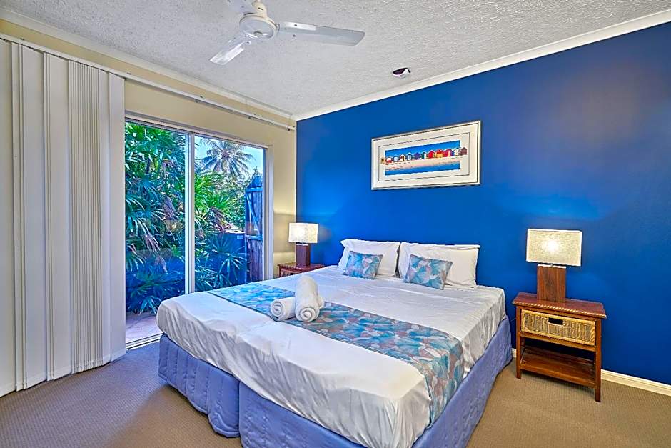 North Cove Waterfront Suites