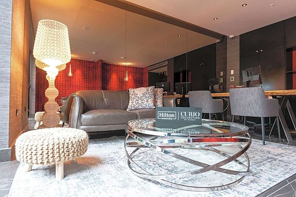 SORO Montevideo, Curio Collection by Hilton