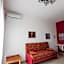 PalerMonAmour Art Gallery Suite