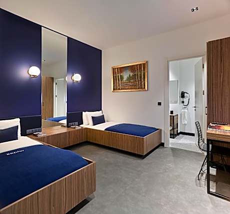 Deluxe Twin Room - Non-Smoking