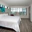 Hilton Garden Inn Omaha Aksarben Village