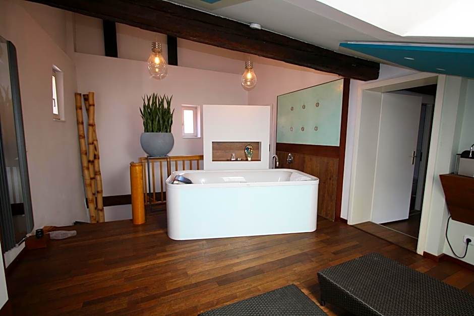 Elements Hotel