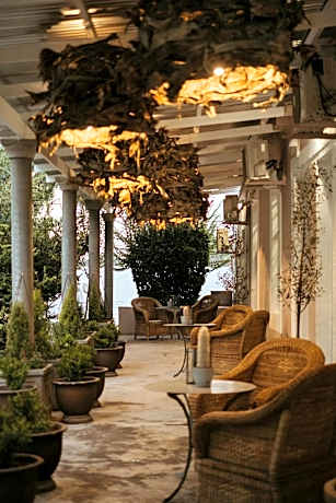 The Hanover Luxury Hotel