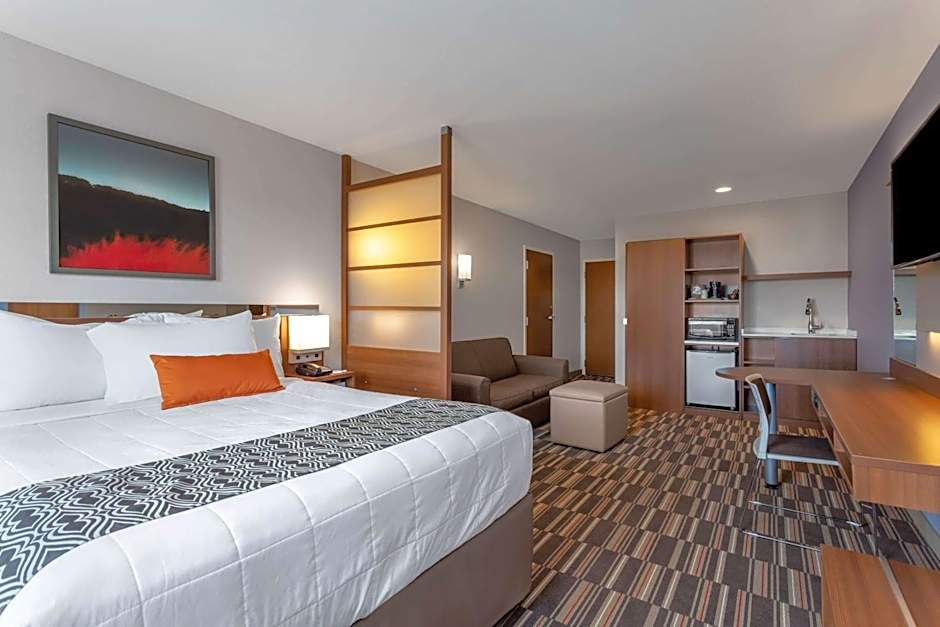 Microtel Inn & Suites by Wyndham Niagara Falls