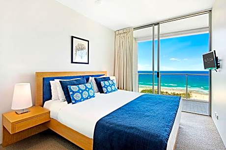 One Bedroom Ocean View Apartment