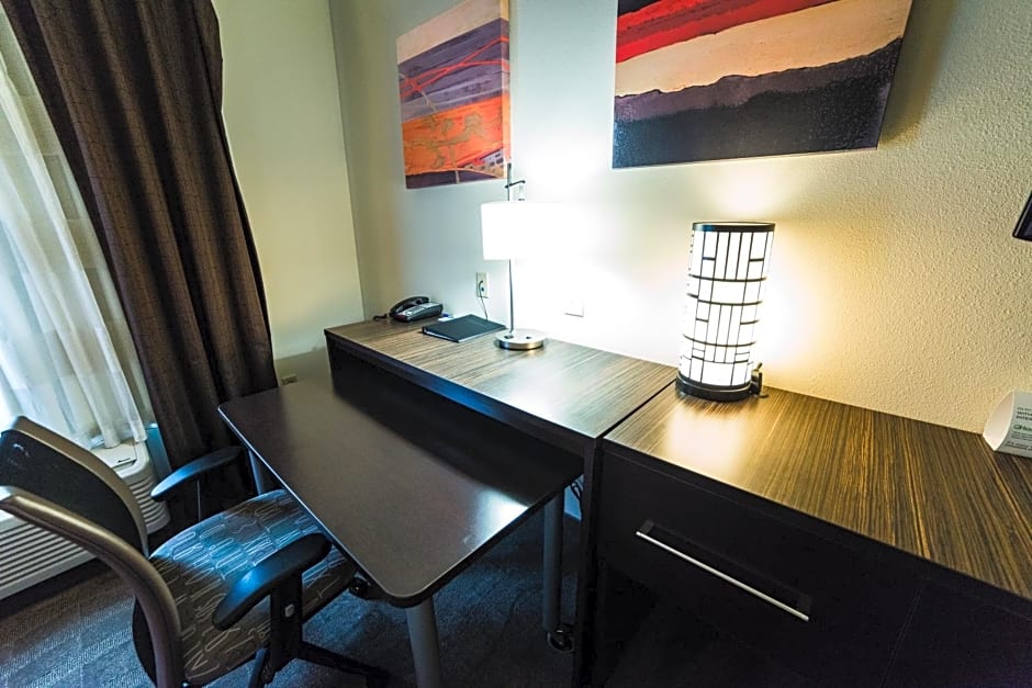 Holiday Inn Express Hotels & Suites Rockingham West By IHG