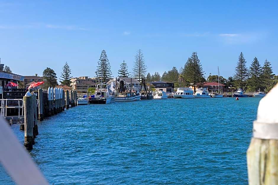 South Pacific Palms Motor Inn