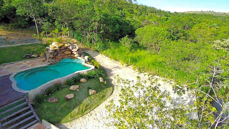 Chalé defronte Lagoa na Serra do Cipó próximo a Cachoeira Grande, Cachoeira do Pedrão e Cachoeira Véu da Noiva
