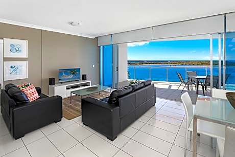 One-Bedroom Apartment with Water View