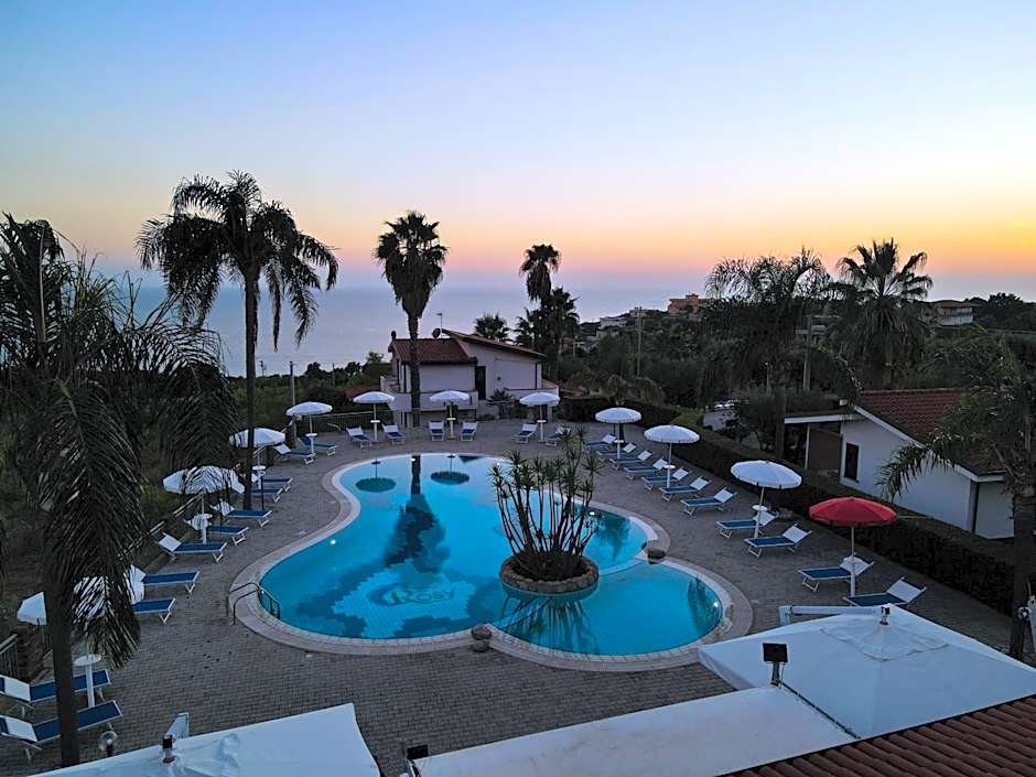 Rosy Hotel Residence