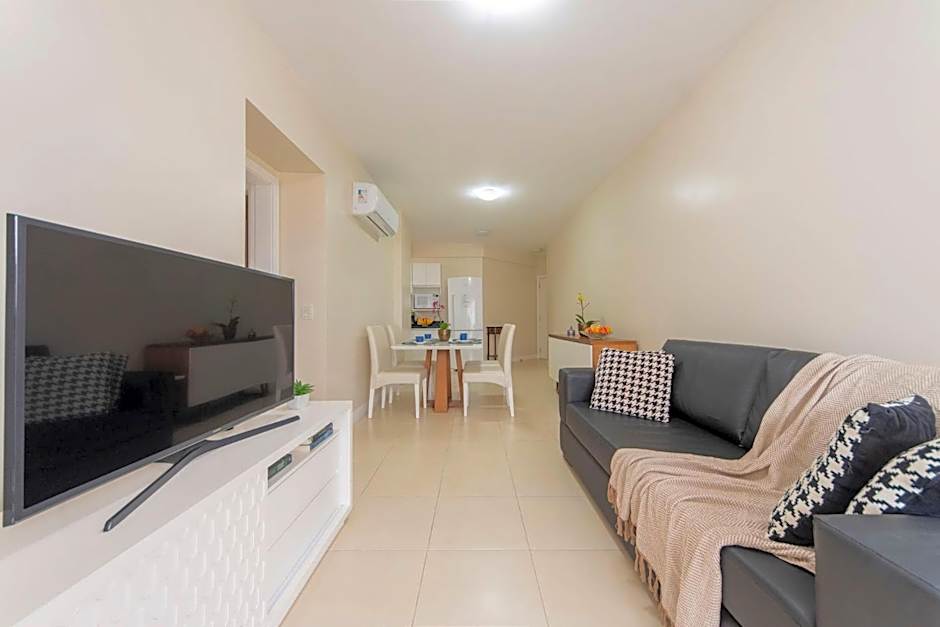 Apto moderno com piscina e academia QN1439