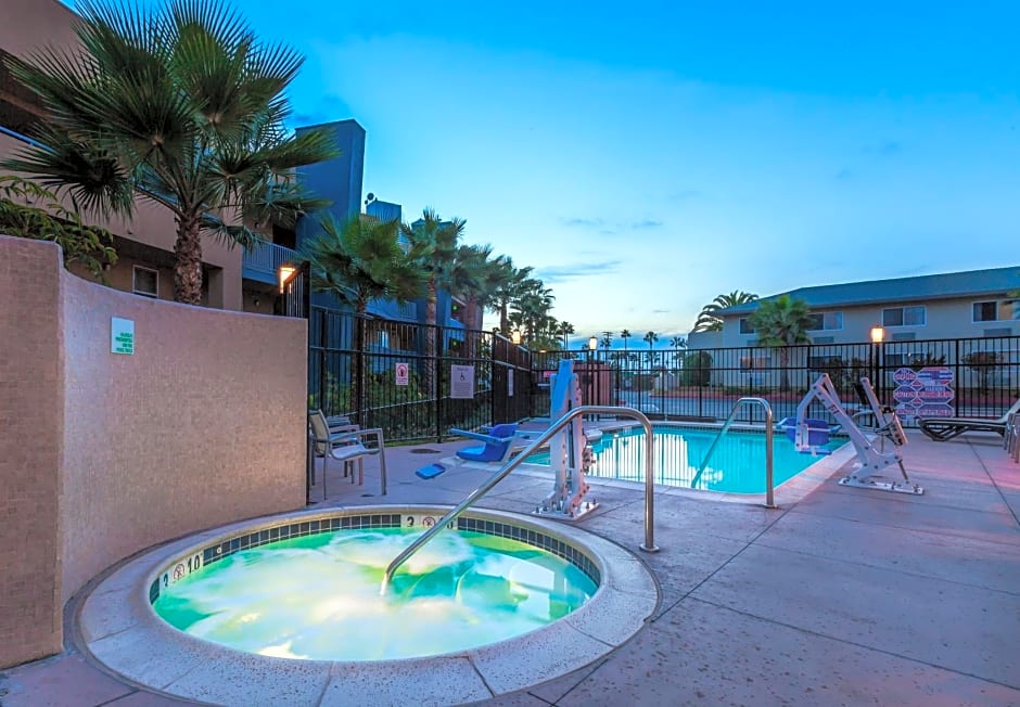 Holiday Inn Oceanside Marina - Camp Pendleton Area By IHG
