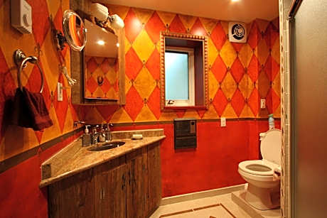 Family Room with Garden View