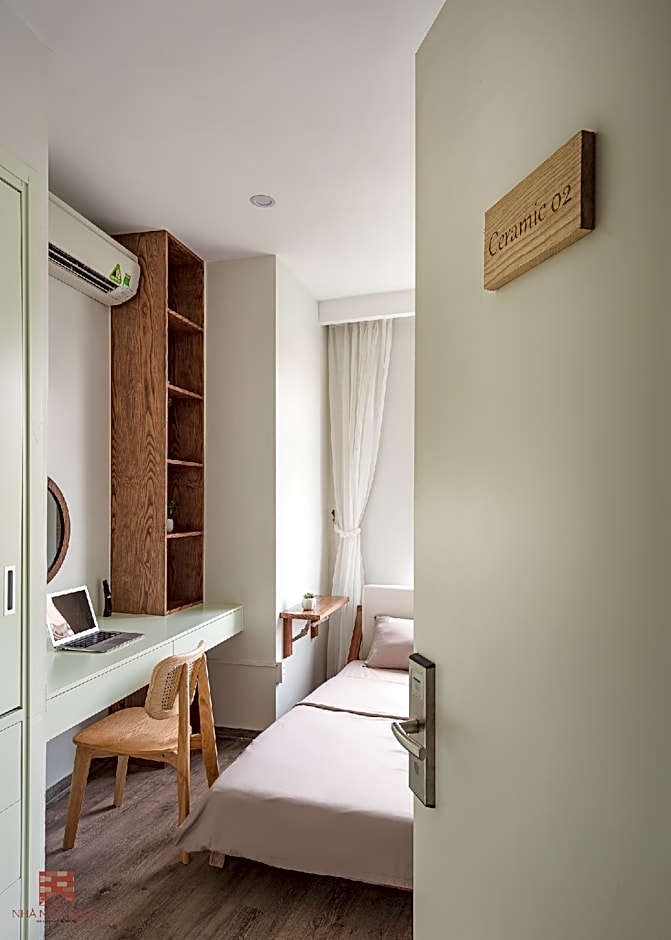 Nha Ngo Gach – Hanoi, NY