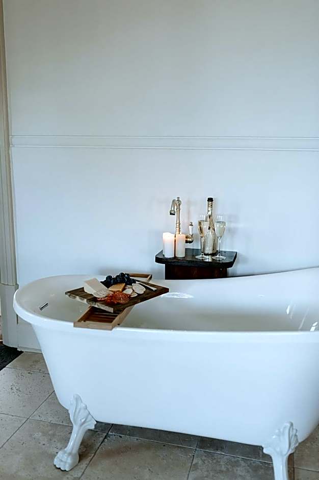 Abbey Boutique Hotel