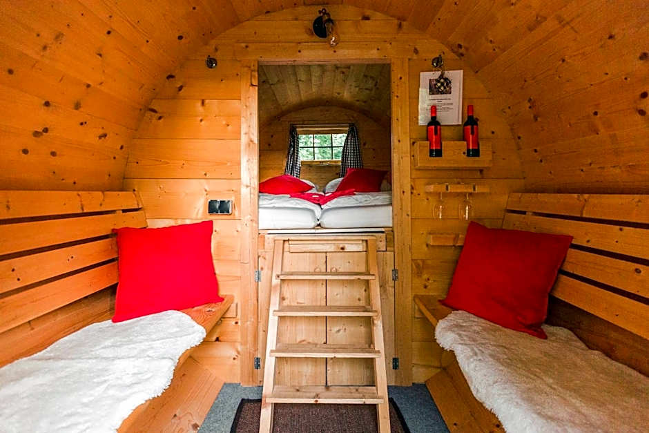 Schlaffass - Schlafen im Holzfass