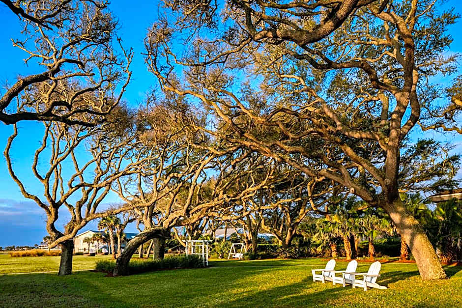 Beachview Club Hotel