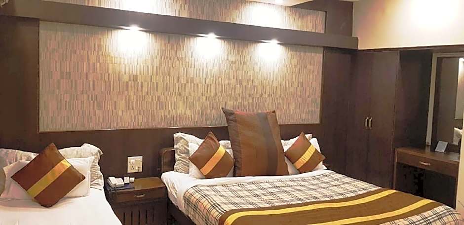 Hotel Cj International