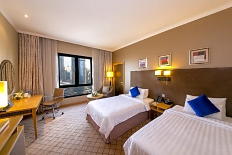 Standard Twin Beds Room