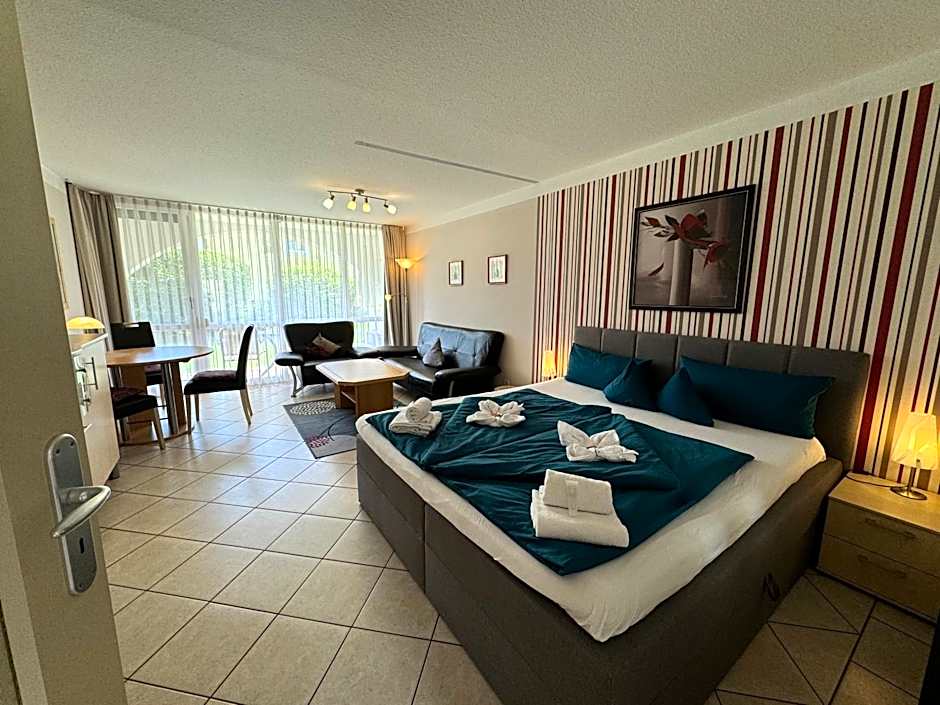 Schloss Kirchham Appartement - & Wellnessanlage