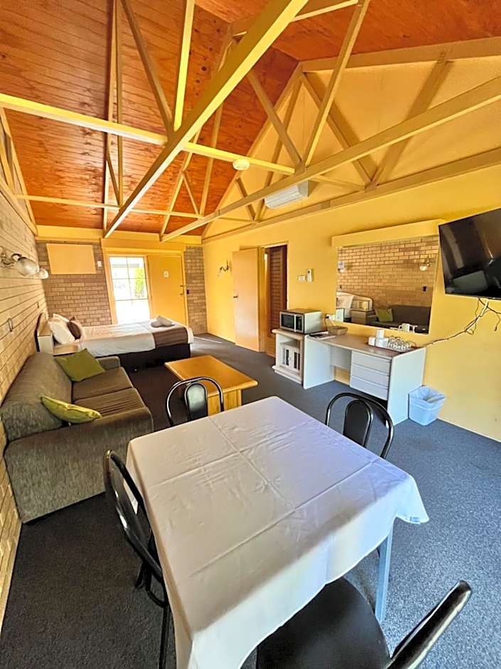 High Country Motor Inn Bright