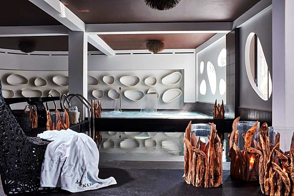 Myconian Utopia Relais and Chateaux