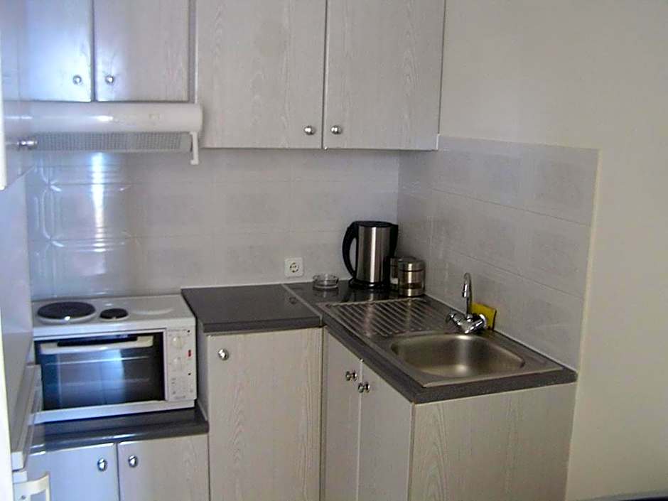 Polydoros Appartments