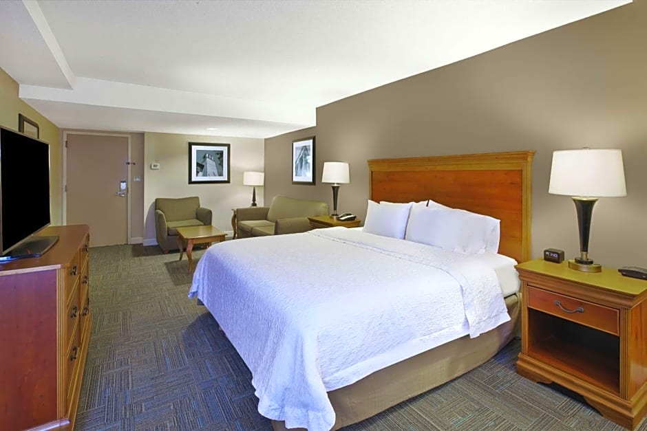 Hampton Inn By Hilton Richmond-West